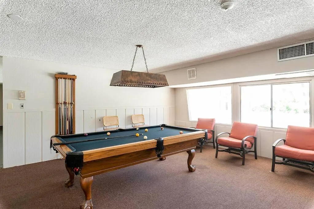 Апартаменты Old Town Condo With 2 King Size Suites Скоттсдейл США